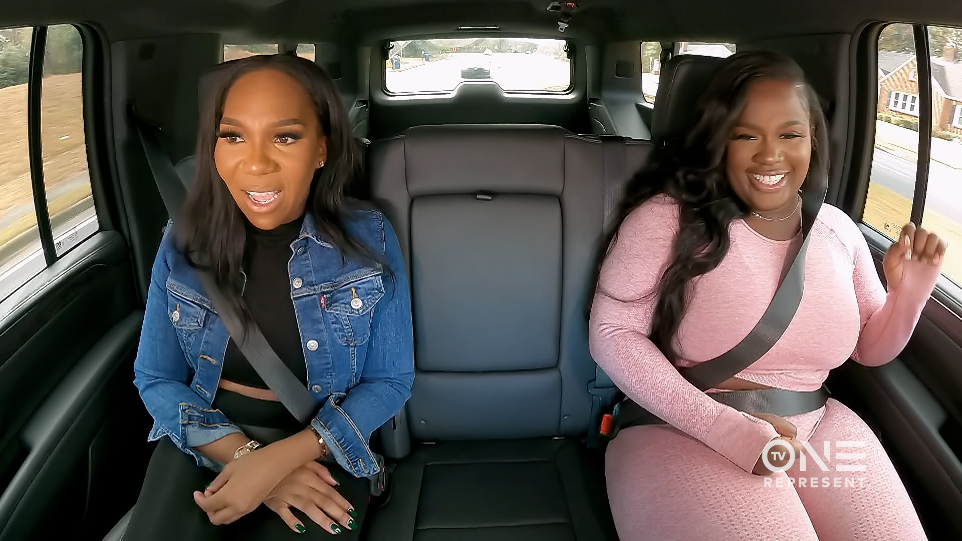 Meet the Besties: Arielle and Tamarah