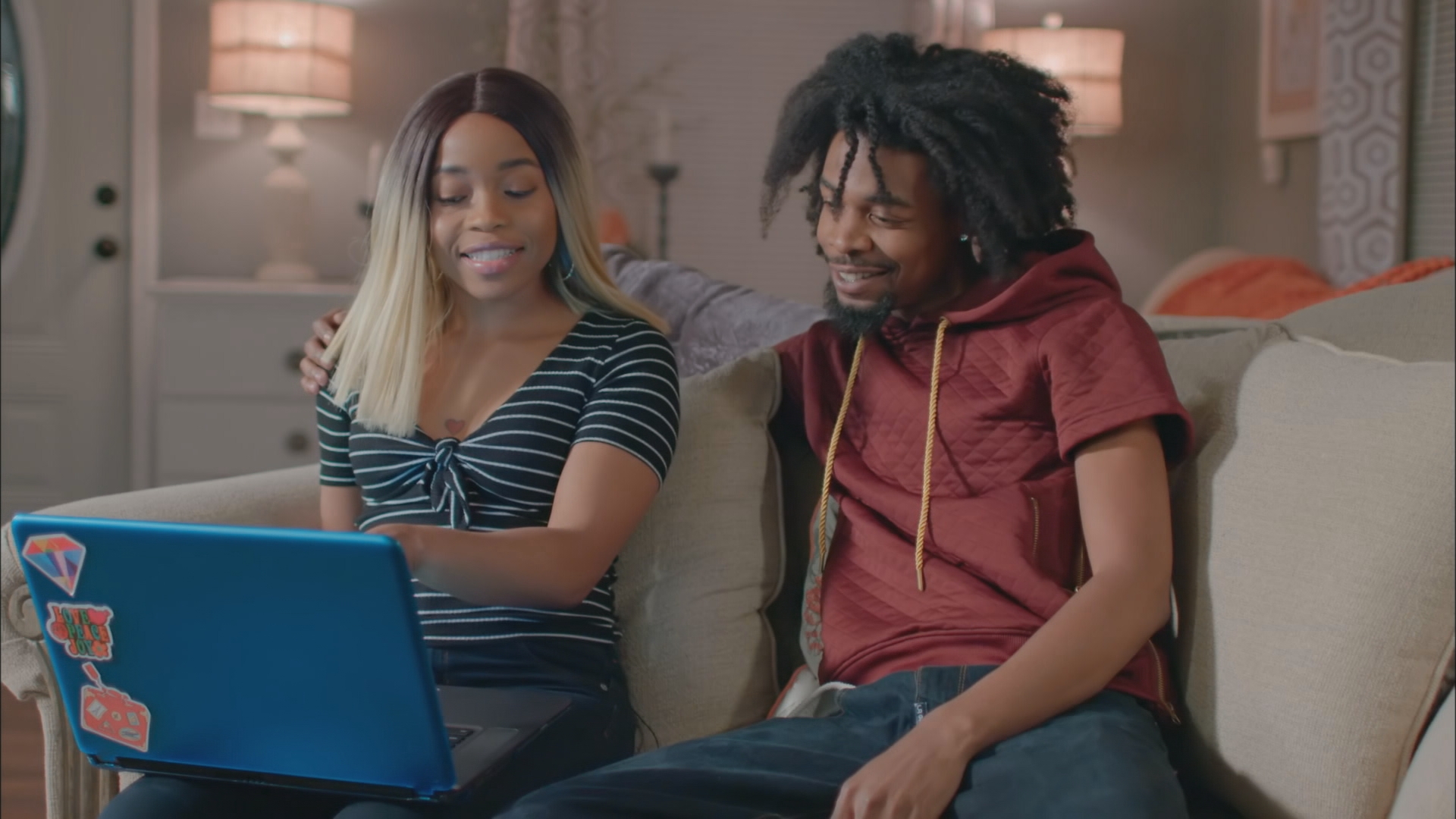 A Shot in the Crowd Episode Still