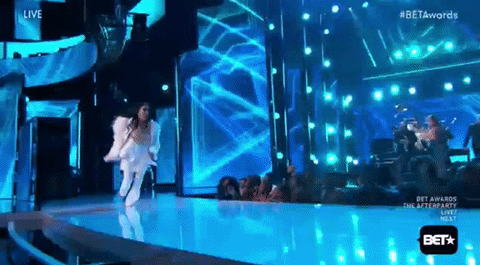 giphy (8)